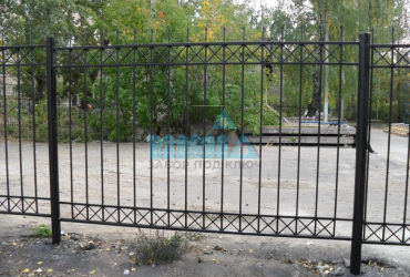 Сварные заборы с утрамбовкой щебнем